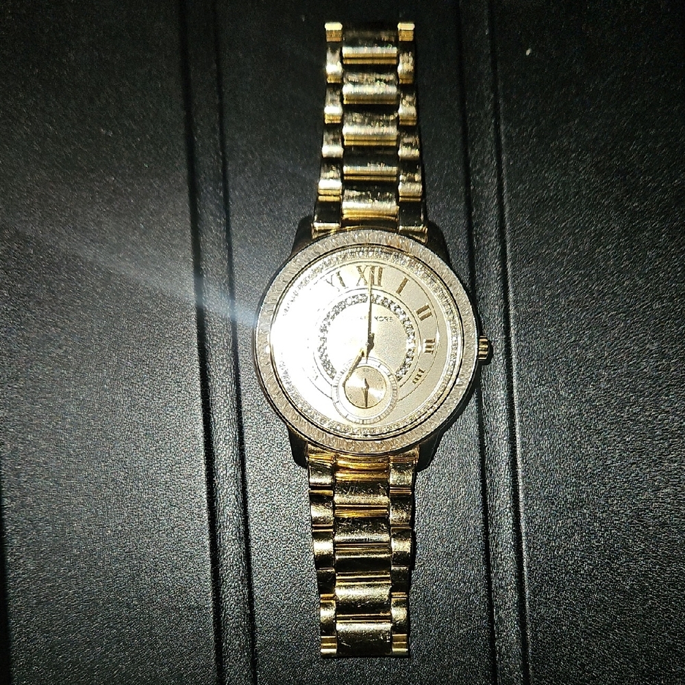 Michael KORS Gold-Tone Watch with Roman Numerals